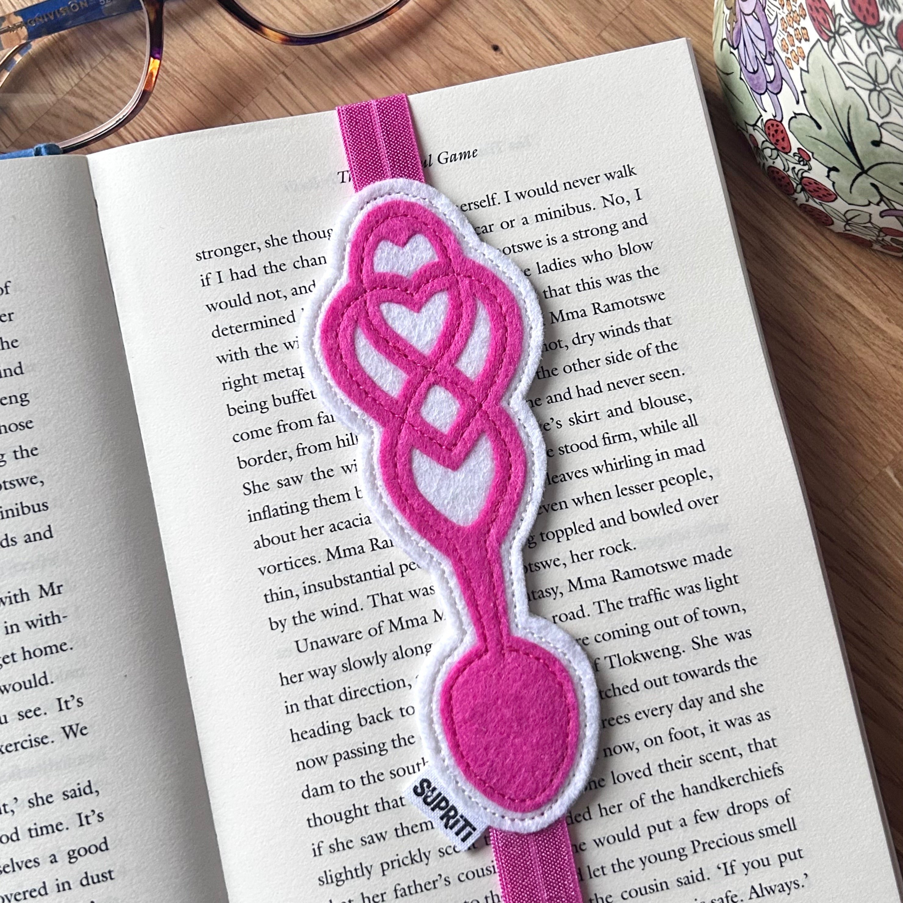 Lovespoon Bookband (Bright Pink)